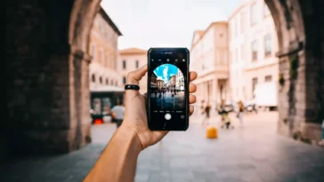 10 Top Smartphones for Freelance Photographers: Budget Picks for Stunning Shots