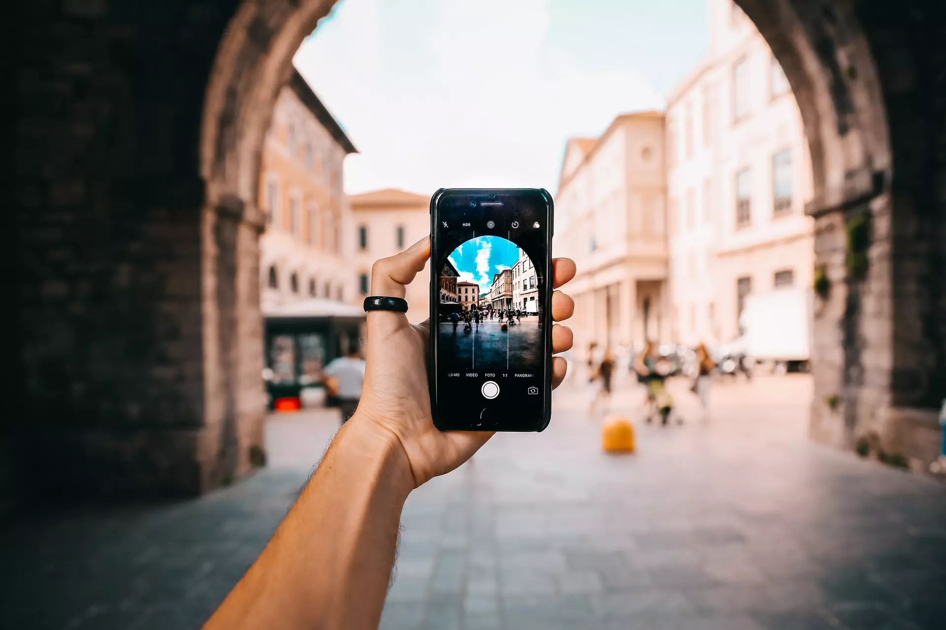 10 Top Smartphones for Freelance Photographers: Budget Picks for Stunning Shots