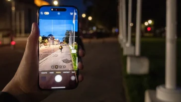 Top 7 Smartphones for Stunning Low-Light Photography in 2024