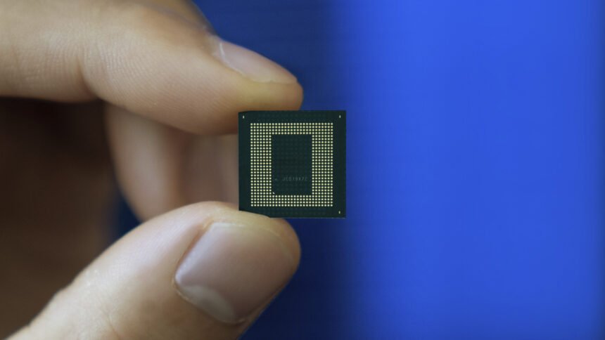 smartphone chipset comparison