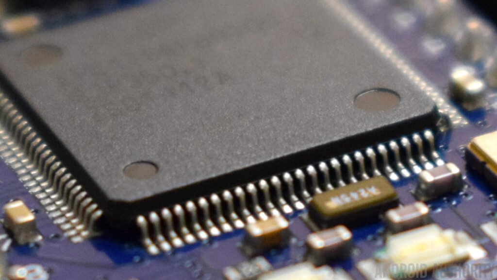 smartphone chipset comparison